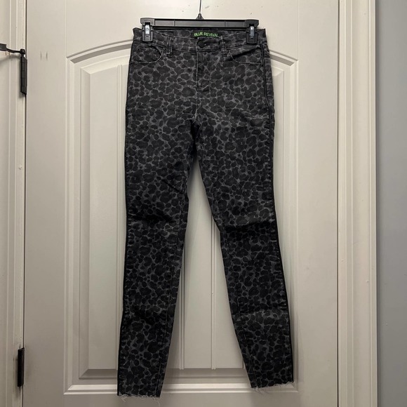 Blue Revival Denim - Blue Revival Women's‎ Leopard Print Straight Skinny Jeans Black Gray Size 24
